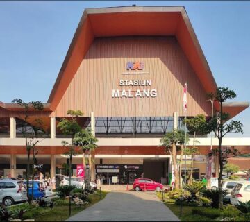 Rental mobil malang stasiun malang 1 360x320